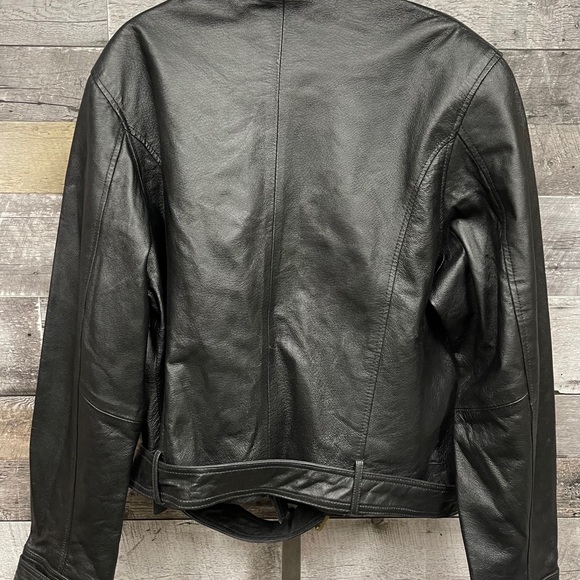Men’s Leather Jacket - Picture 2 of 2